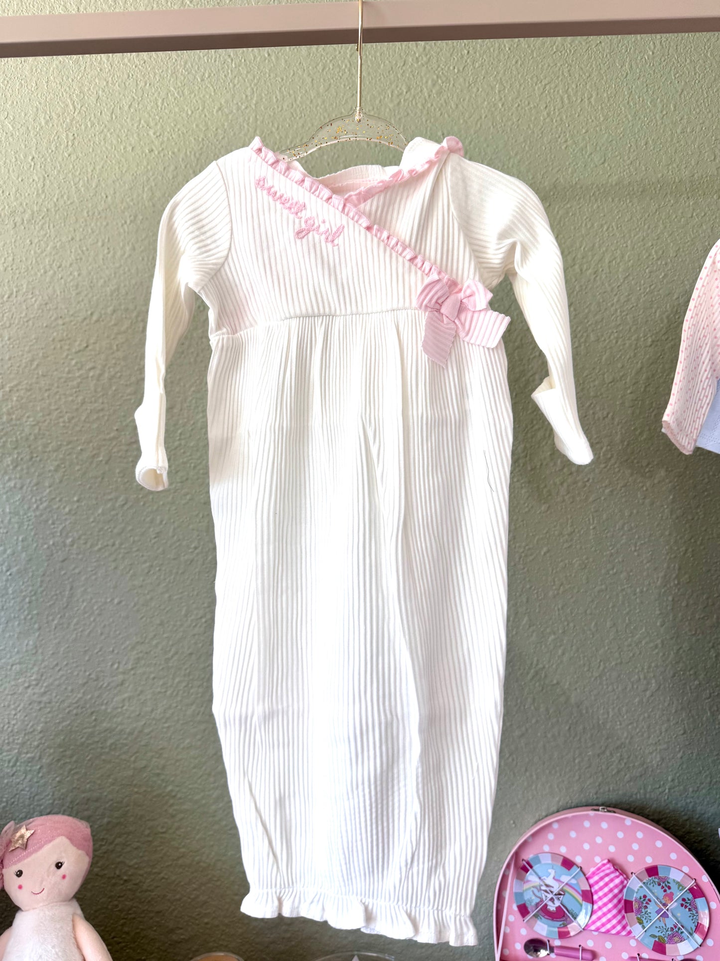 WHITE CHAINSTICH GOWN