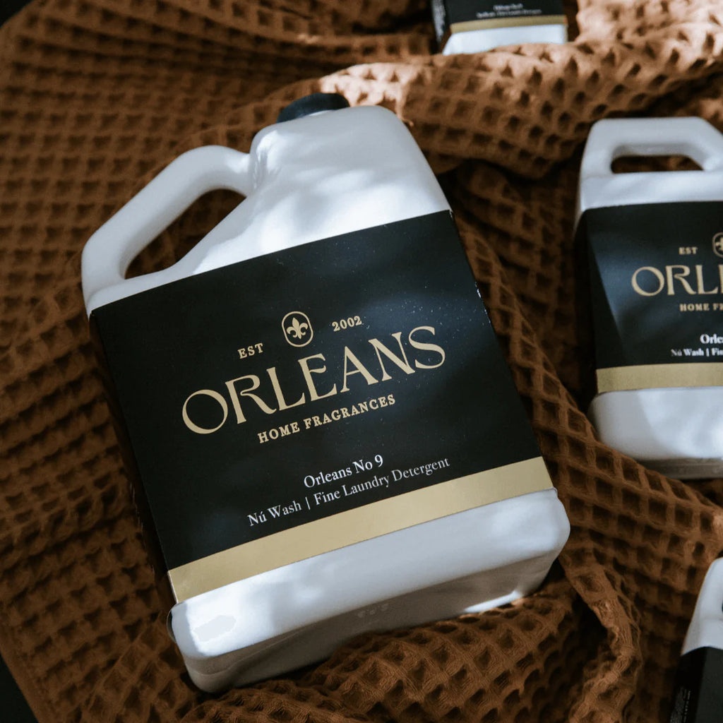 GALLON LAUNDRY DETERGENT