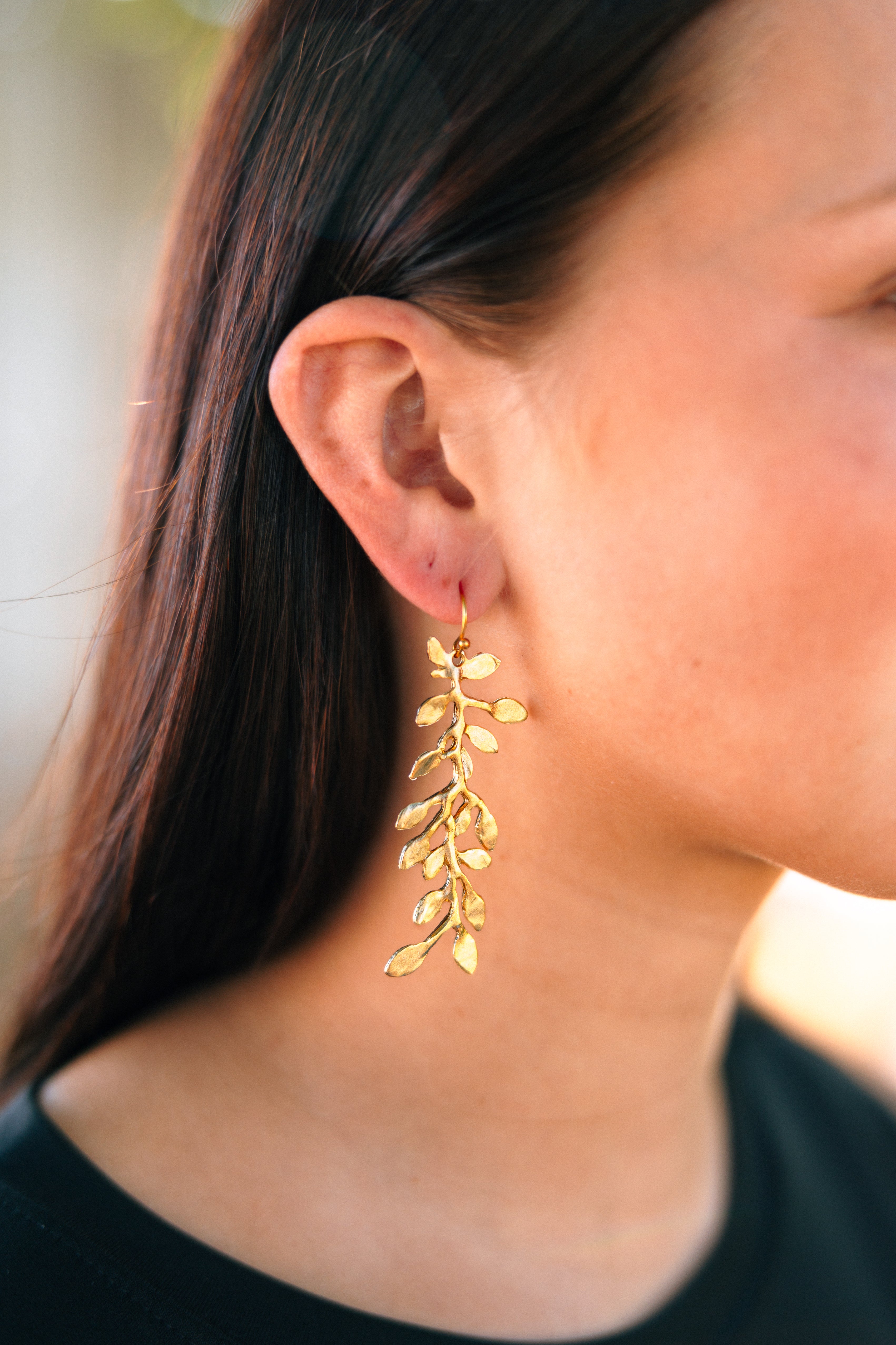 GOLD VINE EARRINGS