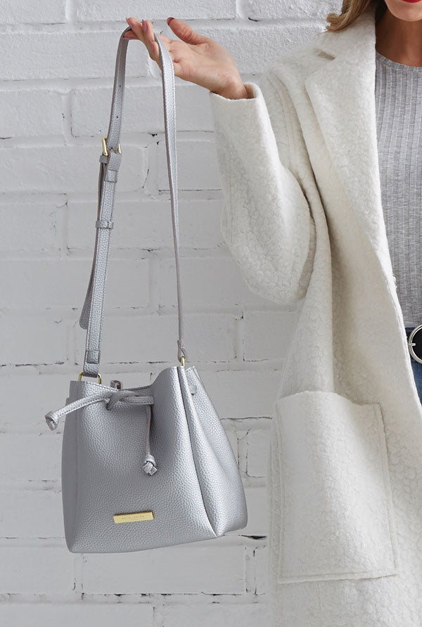 MINI CHLOE BUCKET BAG